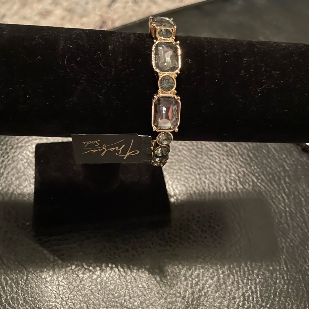 Thalia Sodi bangle bracelet, NWT - Picture 3 of 3